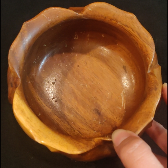 Waikiki Monkey Pod Wood Bowl - Picture 3 of 5